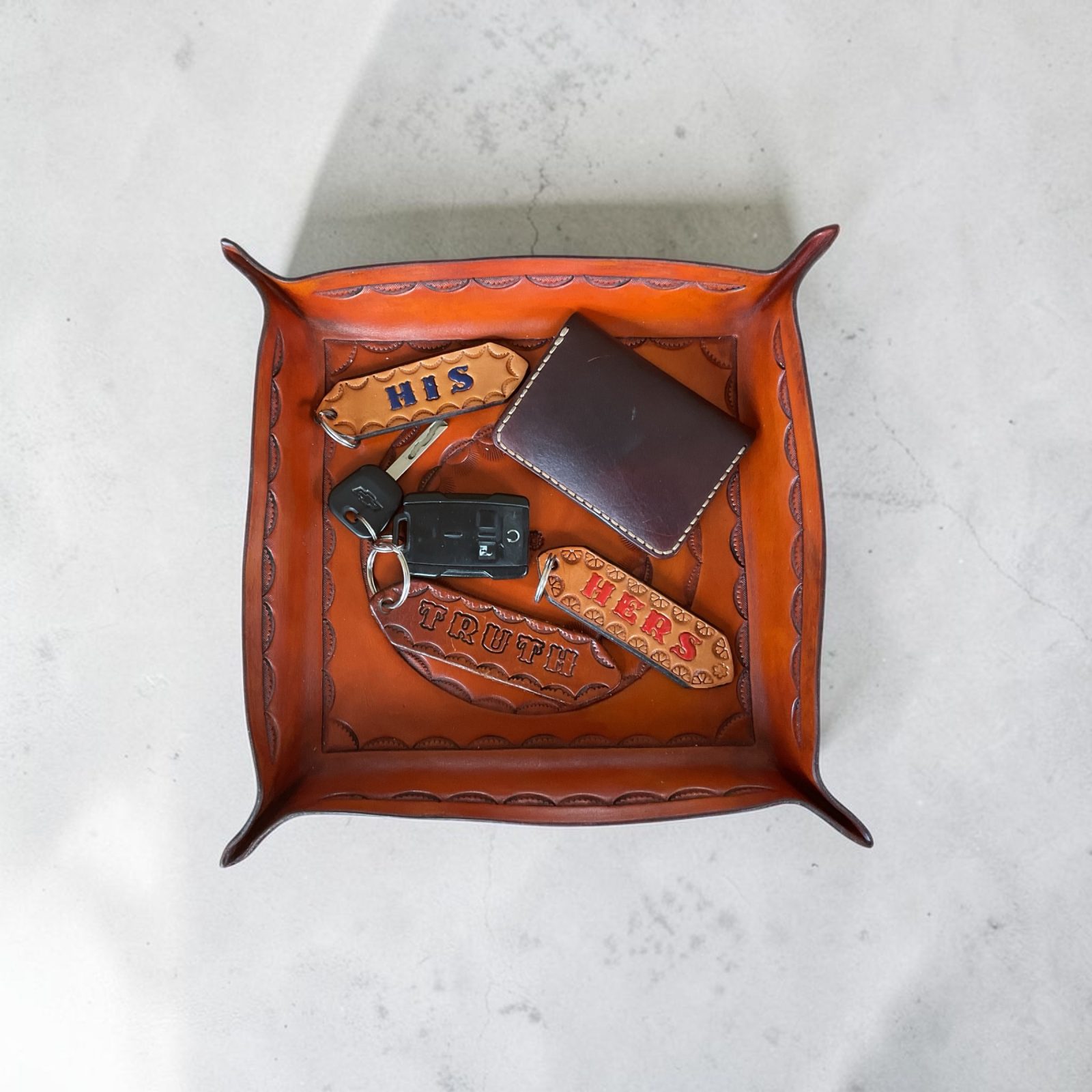 This full‑grain leather catch‑all tray is handcrafted in Citrus County by Cooke’s Corner Leather all. thumbnail 2
